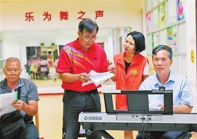 金湾区居家养老服务站获赞 让老年人“老有所养”幸福满格